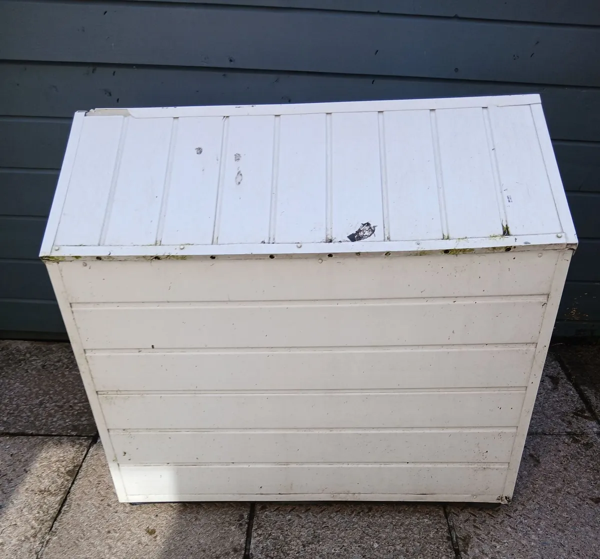 Dog Kennel - Image 1