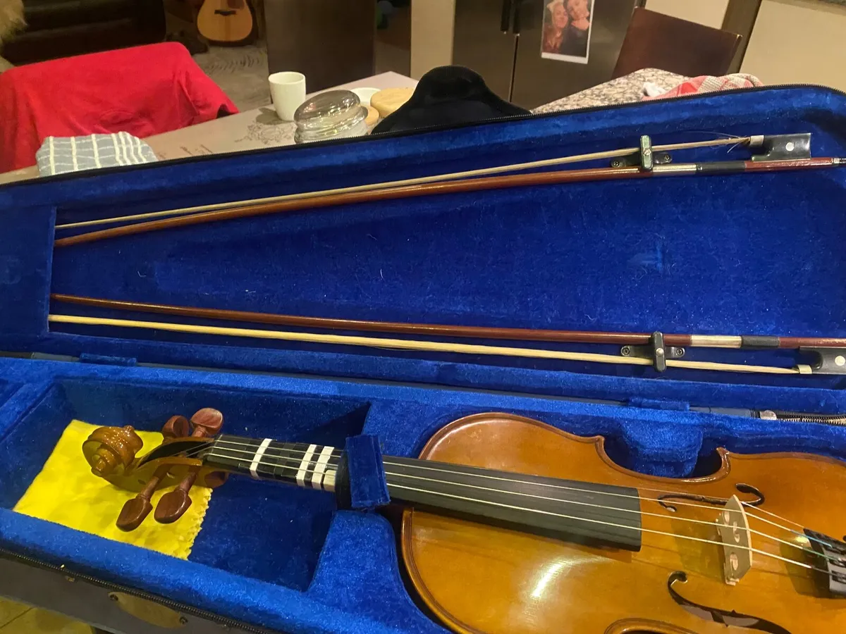Violin - Image 1