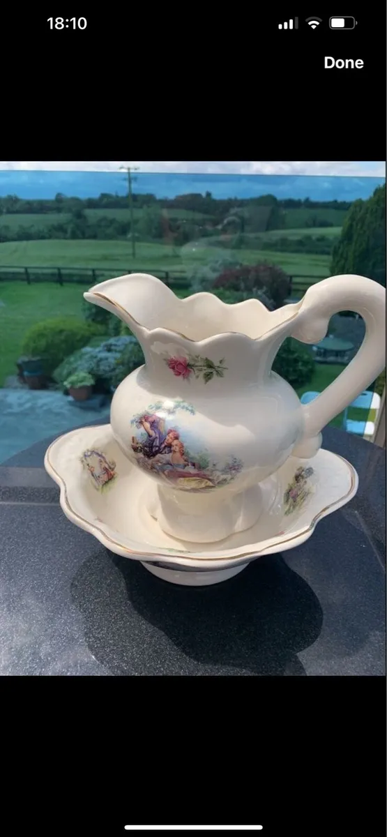 Staffordshire jug and basin - Image 4