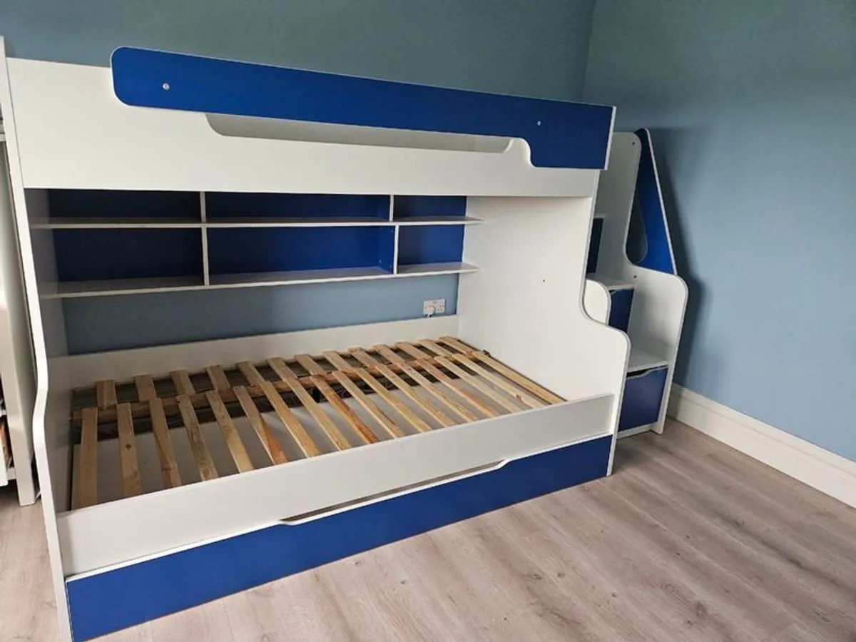 Kids bunk bed - Image 1