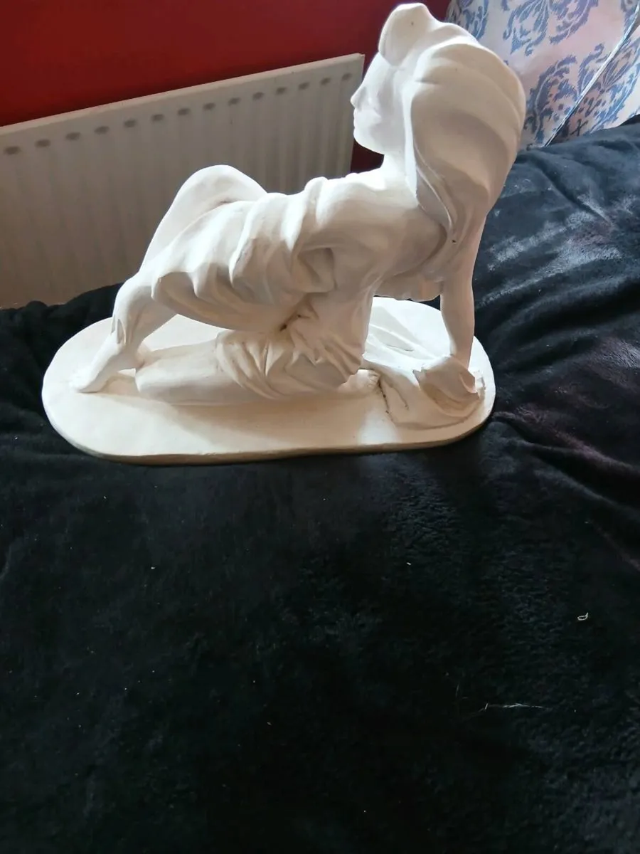 Statue Ornament - Image 2