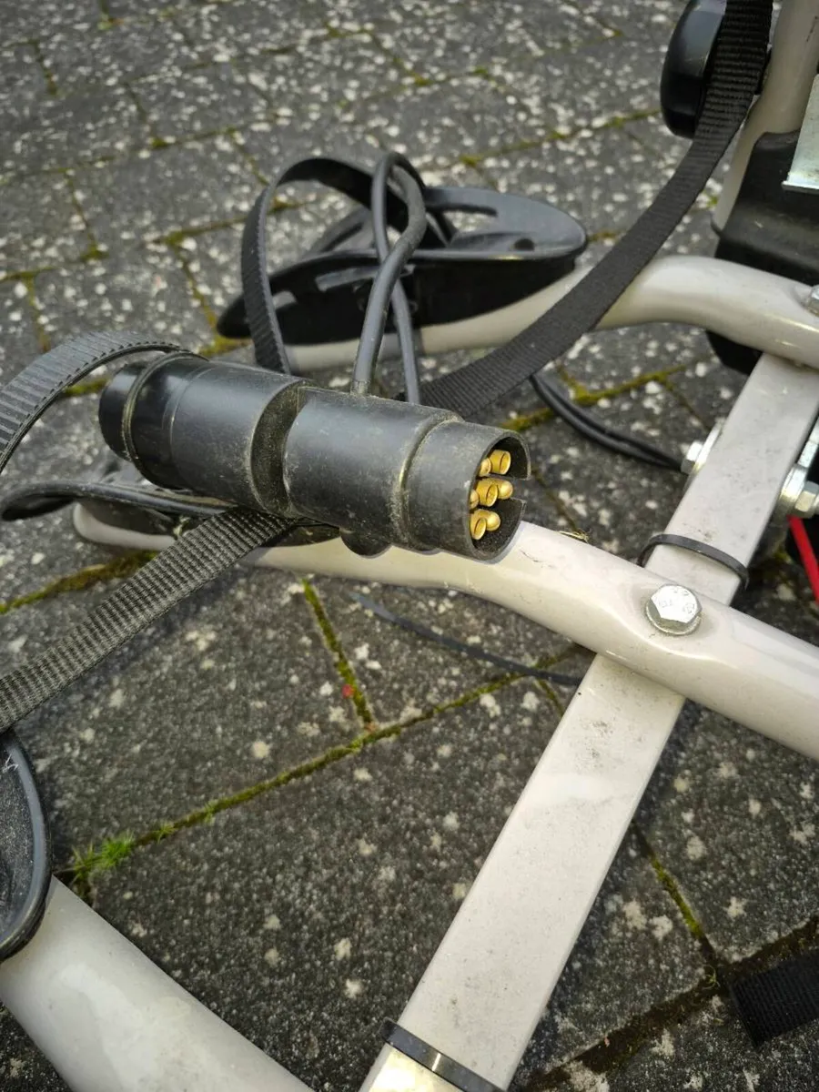 4-bike carrier tow bar mounted - Image 4