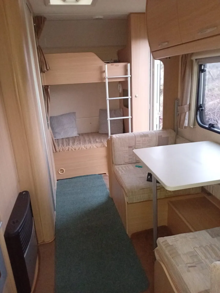 Abbey vogue 6 berth caravan - Image 4