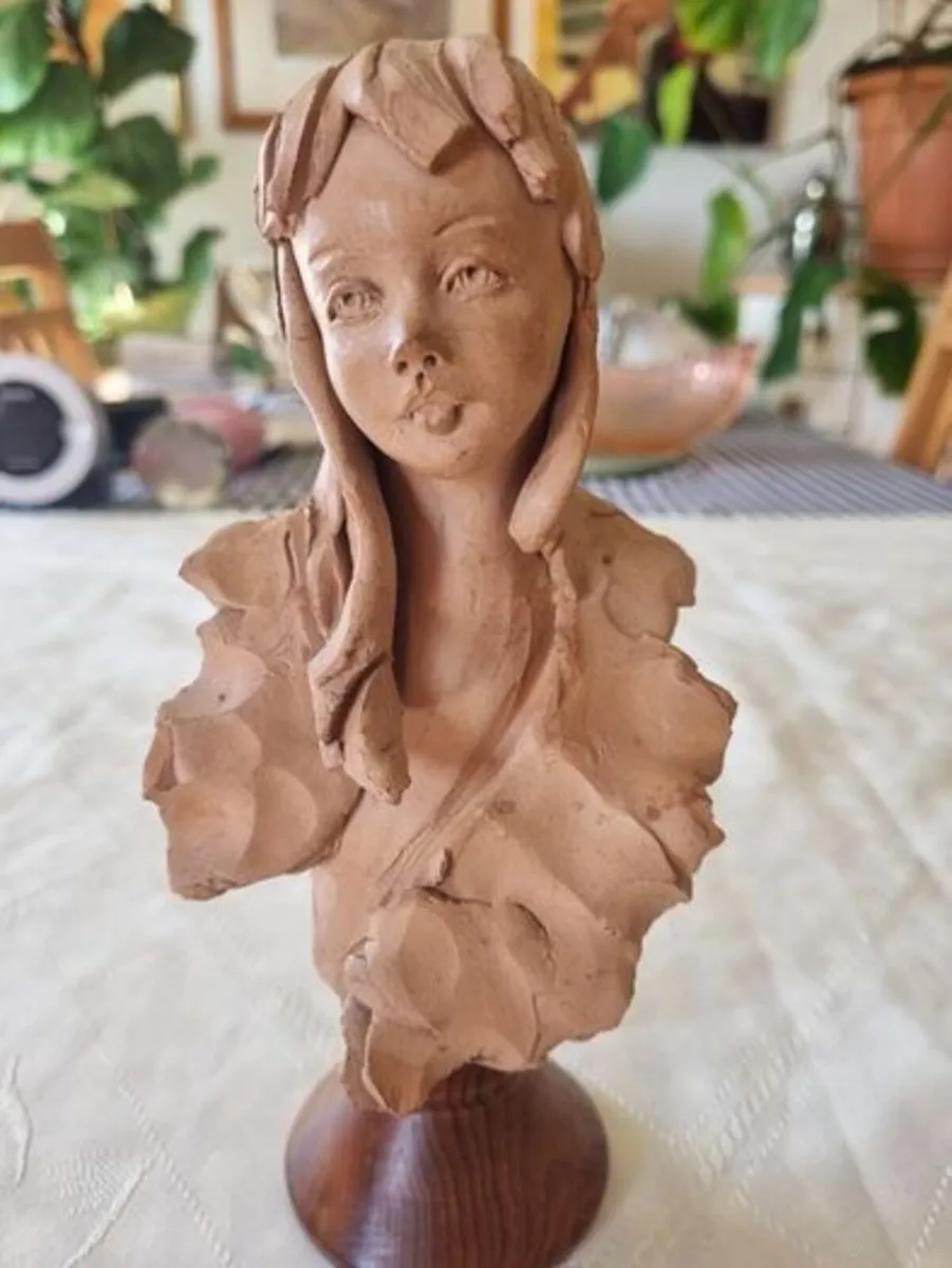 Clay Terracotta Bust of a woman - Image 1