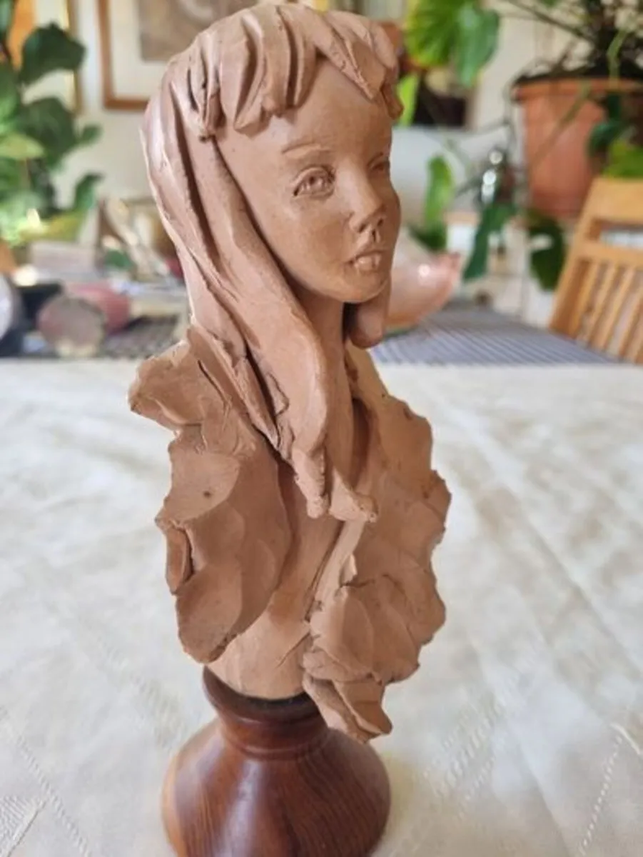 Clay Terracotta Bust of a woman - Image 2