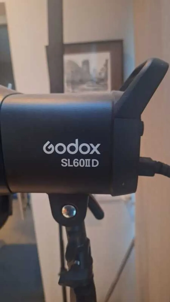 Godox SL60IID Duo Lighting Kit . As New. Stands & Lights 150 euro - Image 3