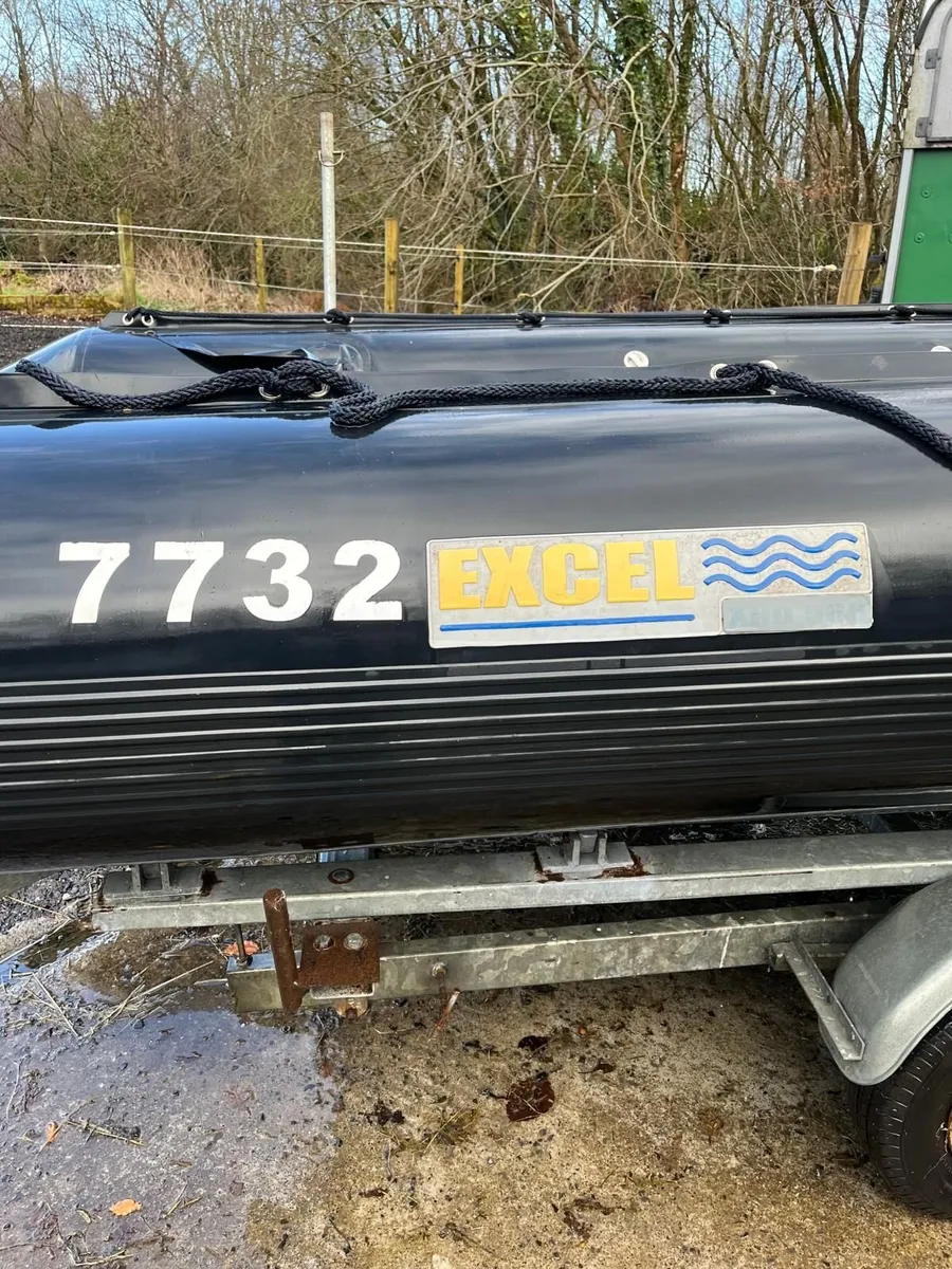 Inflatable boat - Image 1