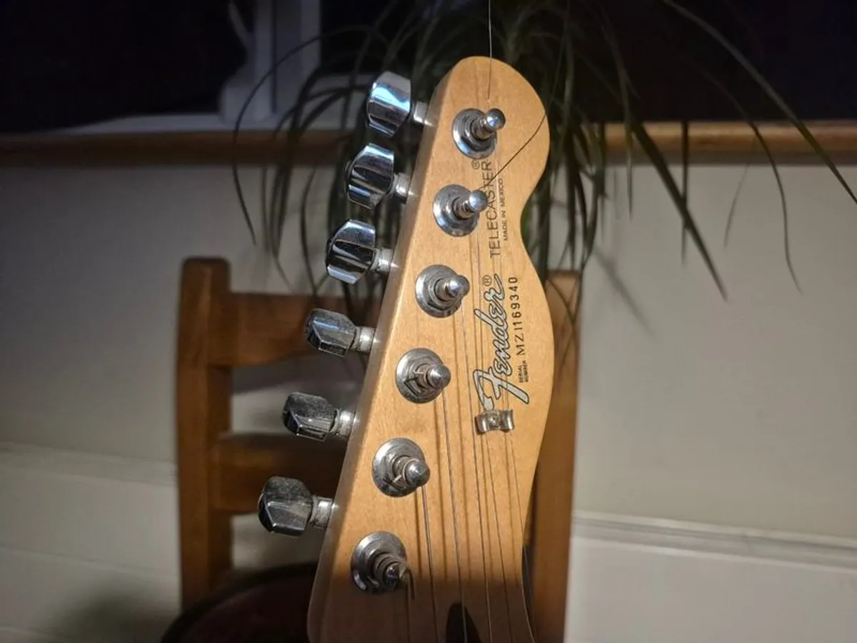 Fender Telecaster MIM - Image 2