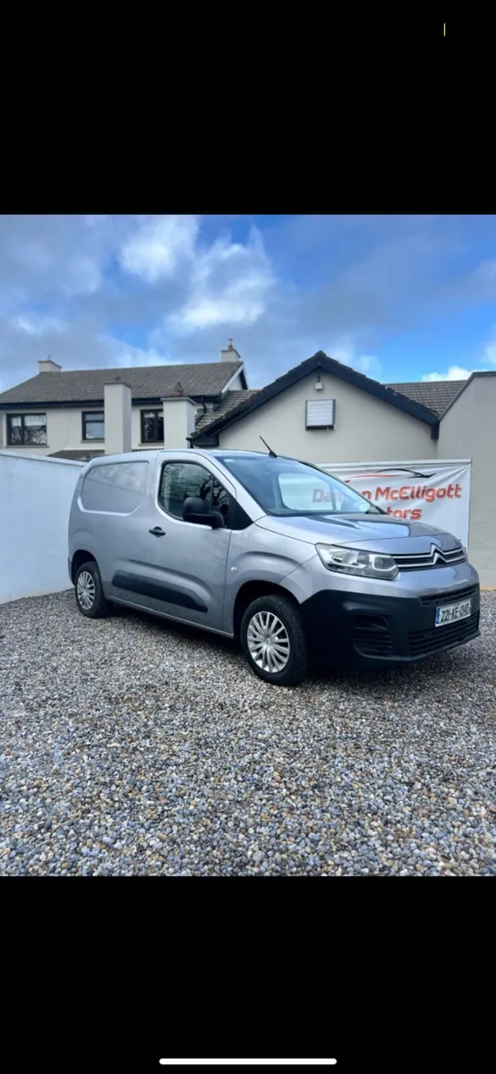 2022 Citroen Berlingo LX - Image 1