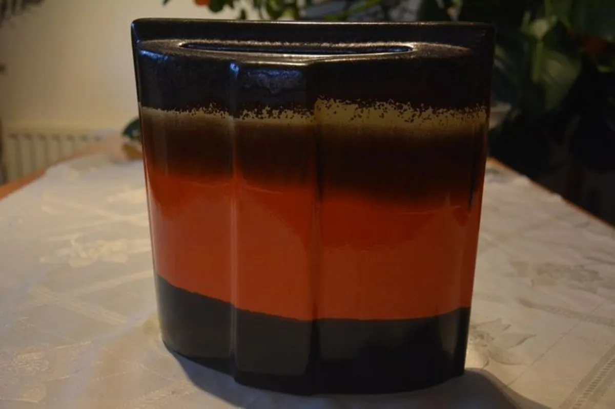 German Fat Lava Pottery - Image 4