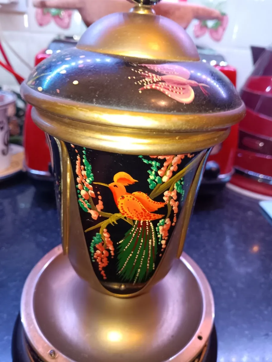 Vintage cigarette dispenser - Image 2