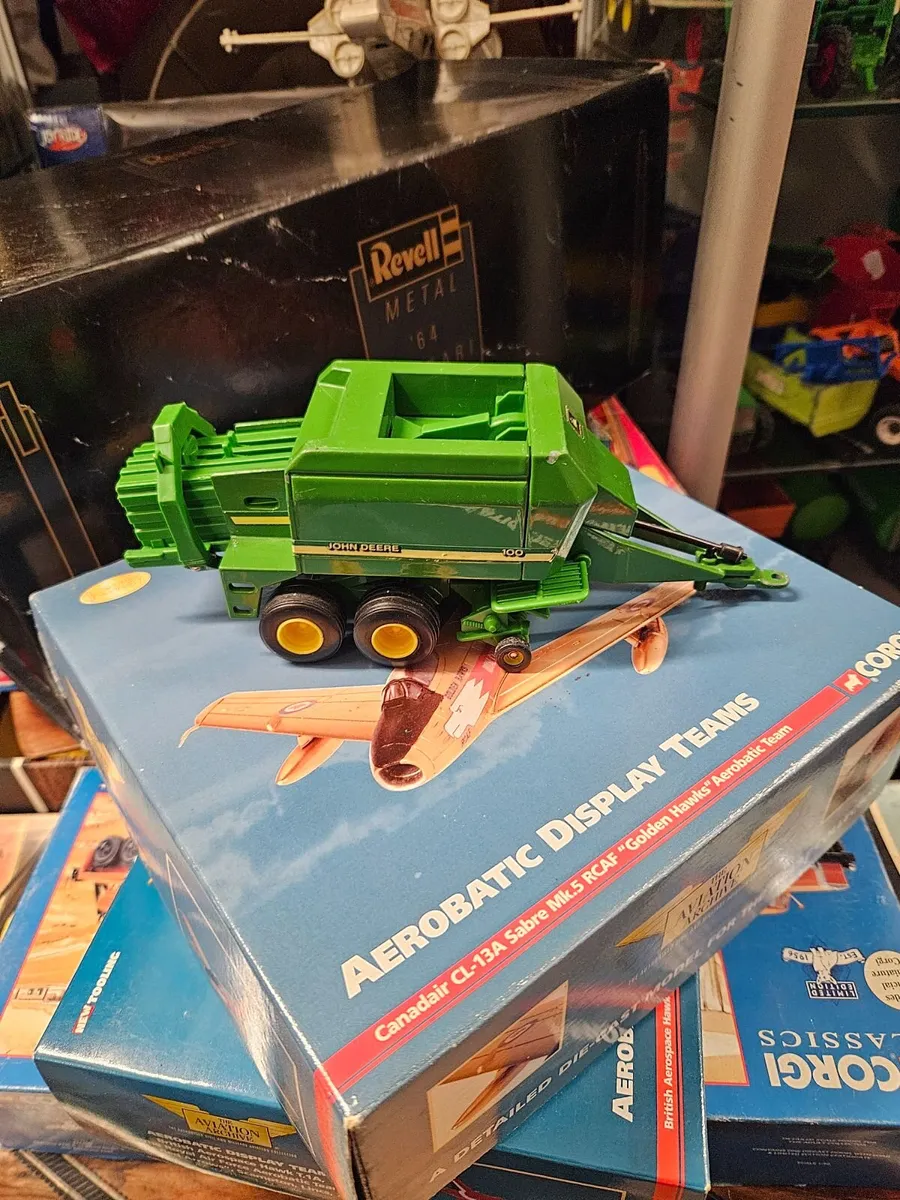 Britain's John Deere Square Baler - Image 3