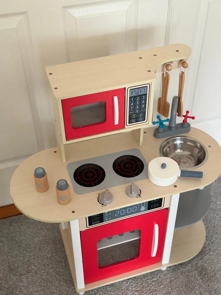 Toy wooden kitchen - Image 3