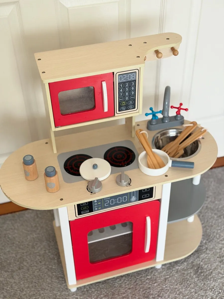 Toy wooden kitchen - Image 4