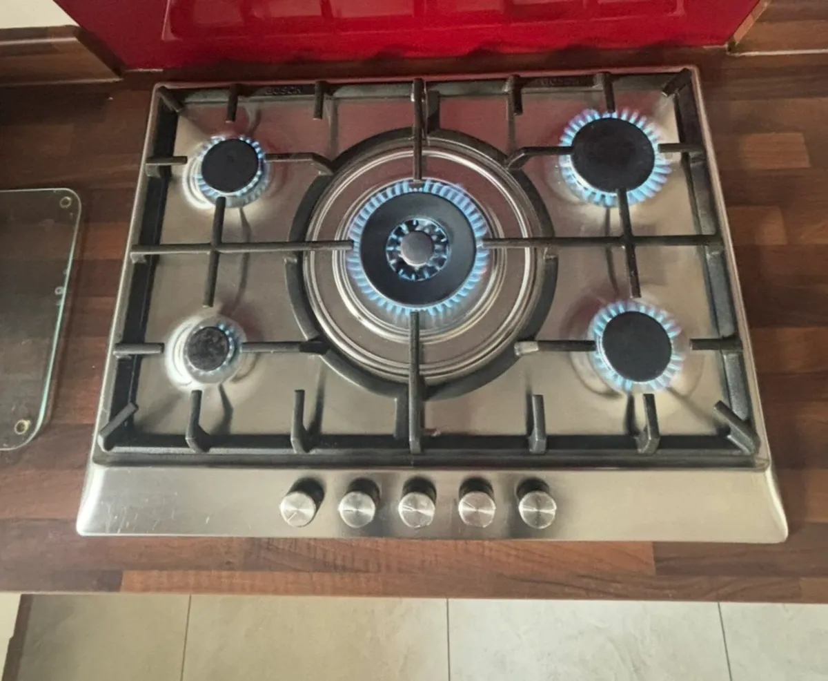 5 Ring Gas Hob - Image 1
