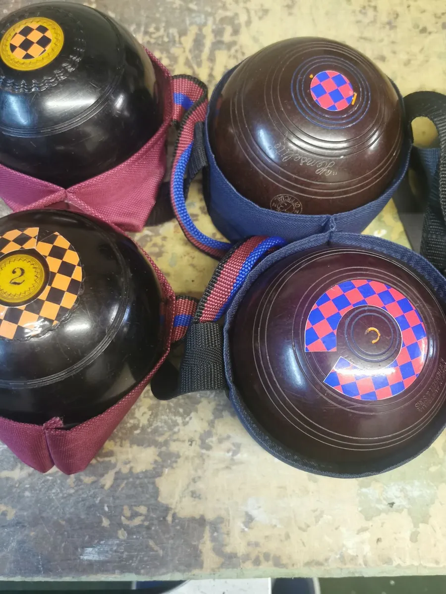 LAWN. SHORT MAT BOWLS. NEW & USED. - Image 2