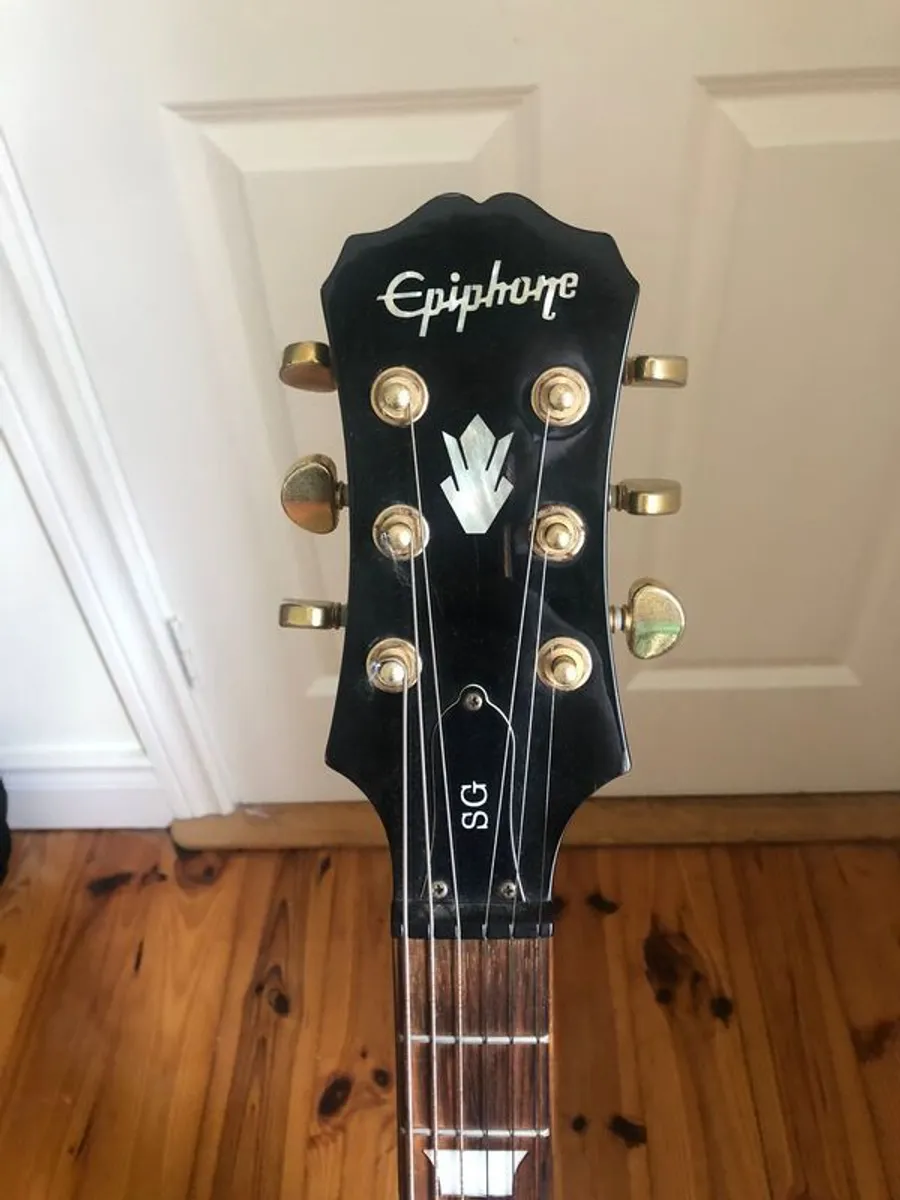 2009 Epiphone '65 Maestro Deluxe SG G-400 Ebony Solidbody - Image 2