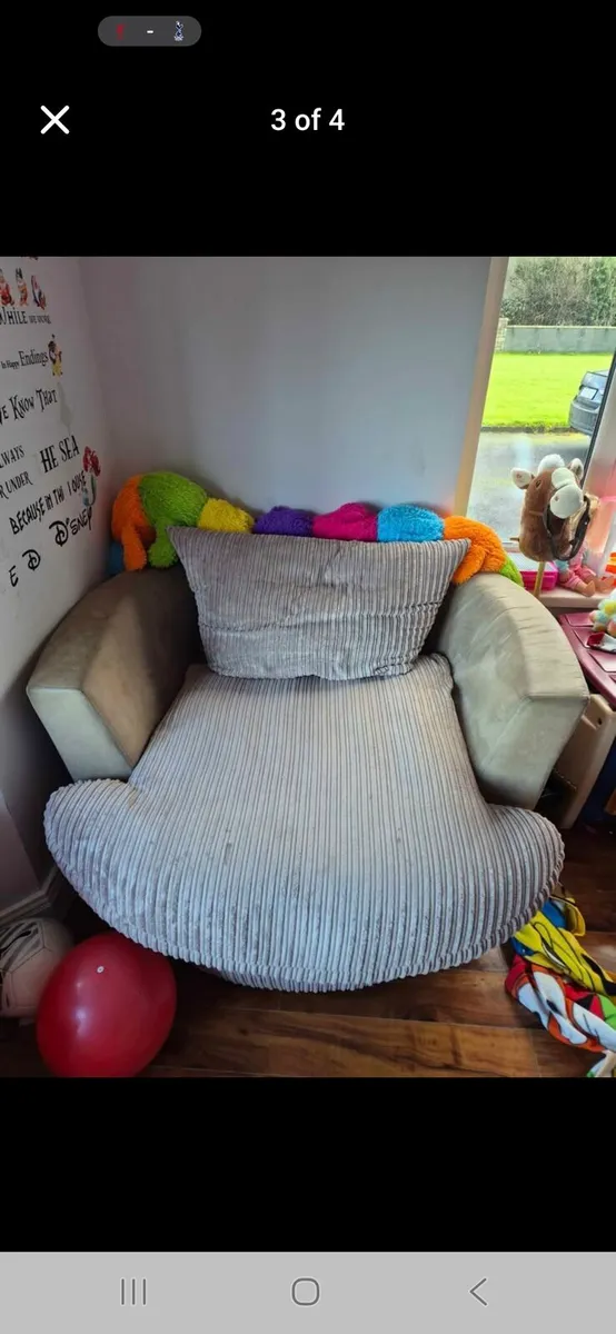 2 seater & sweetheart sofa - Image 3