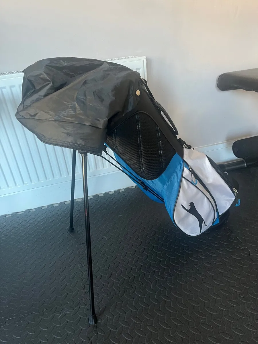 Junior golf bag and clubs  right hand - Image 3