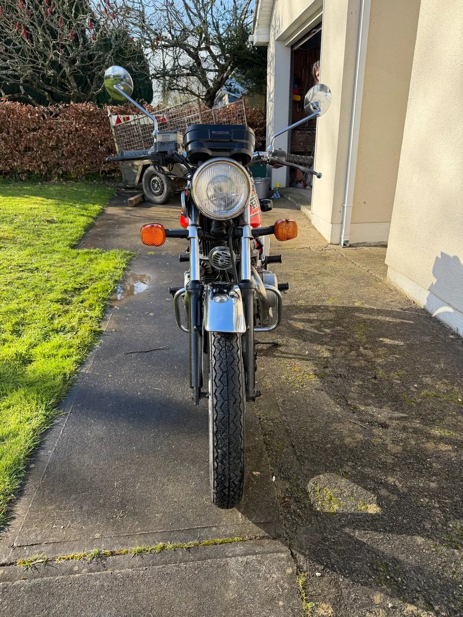 Honda CB250 N Superdream - Image 2