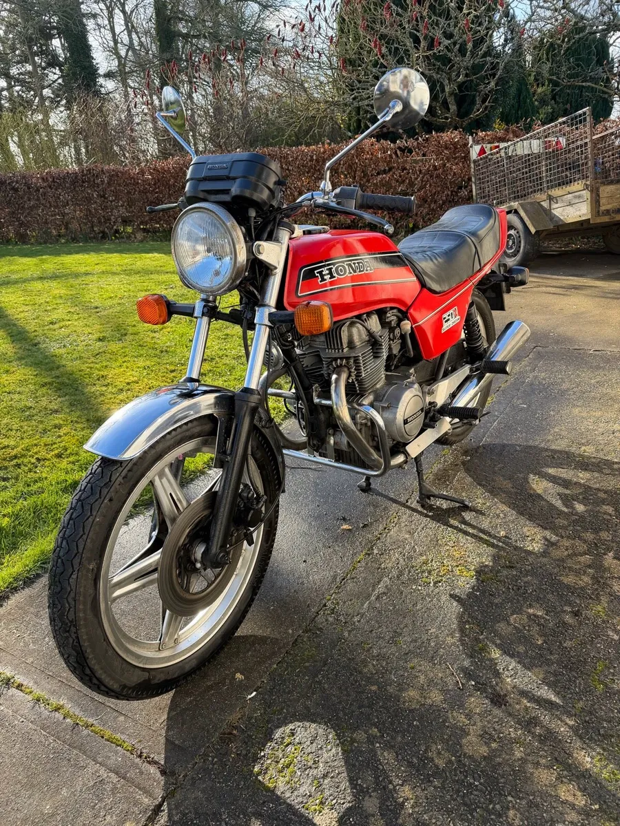 Honda CB250 N Superdream - Image 3