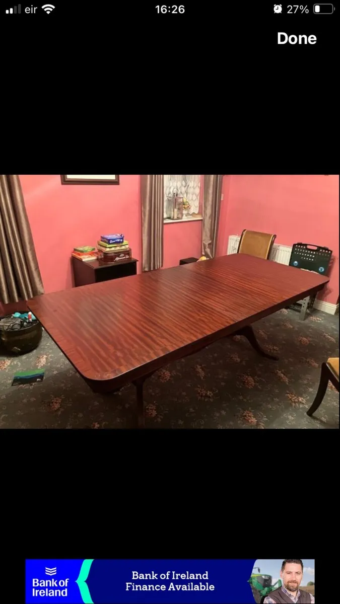 Table and chairs - Image 1