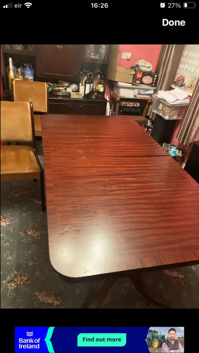 Table and chairs - Image 2