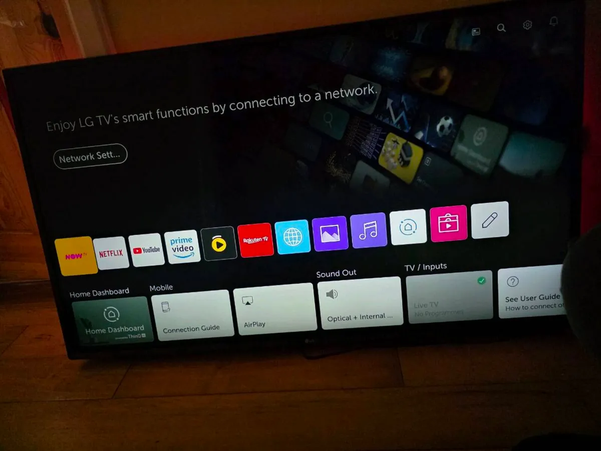 LG 49 inch tv - Image 1