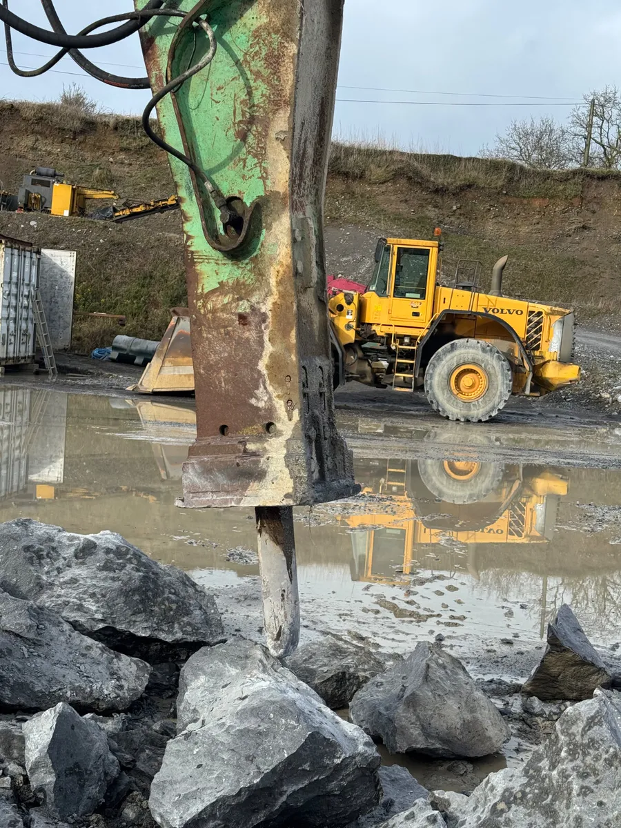 MONTABERT ROCK BREAKER - Image 3