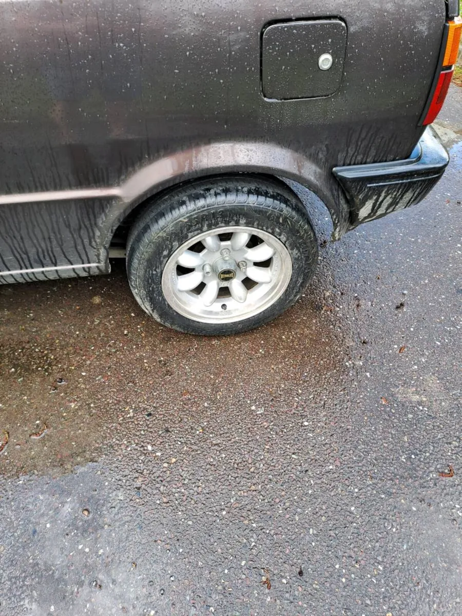 Nissan micra k10 - Image 2