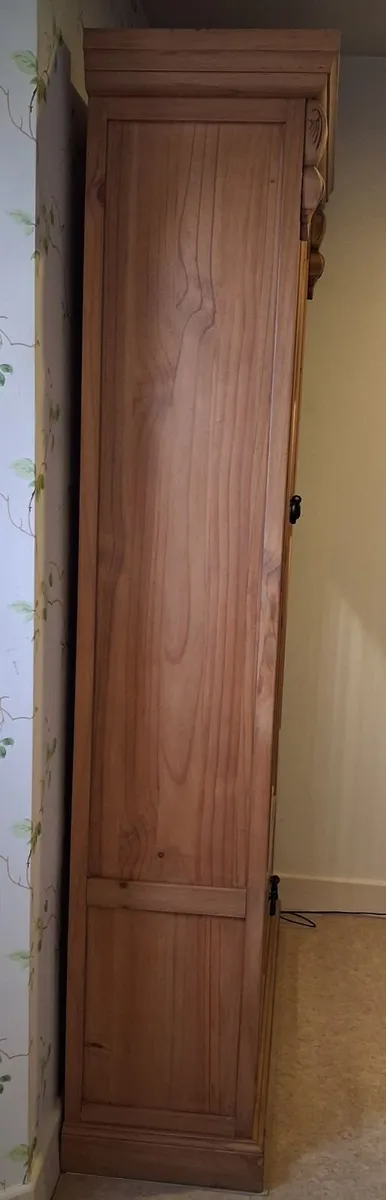 Display Cabinet - Image 3