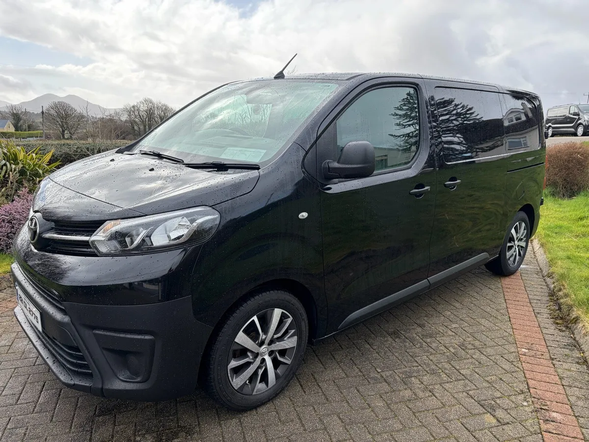 221 TOYOTA PROACE - Image 2