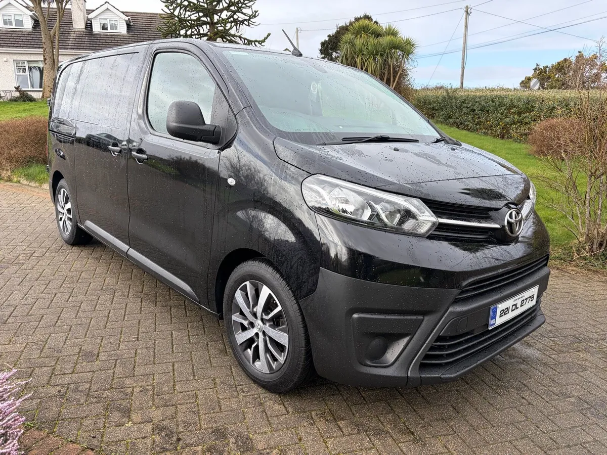 221 TOYOTA PROACE - Image 1
