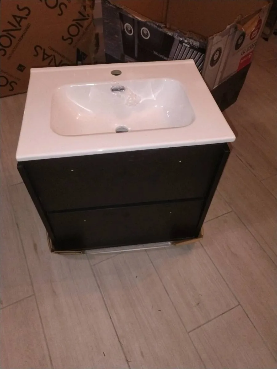 Wall hanging sink unit 600mm x 450mm - Image 3