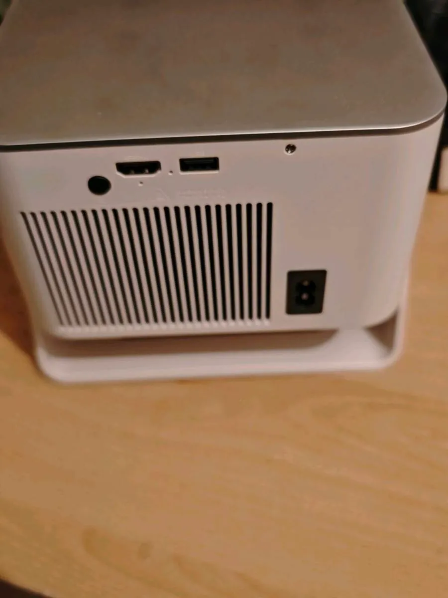 Projector - Image 2