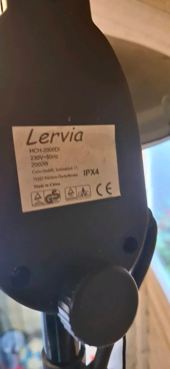 Lervia Electric Patio Outdoor Standing Heater - Image 4