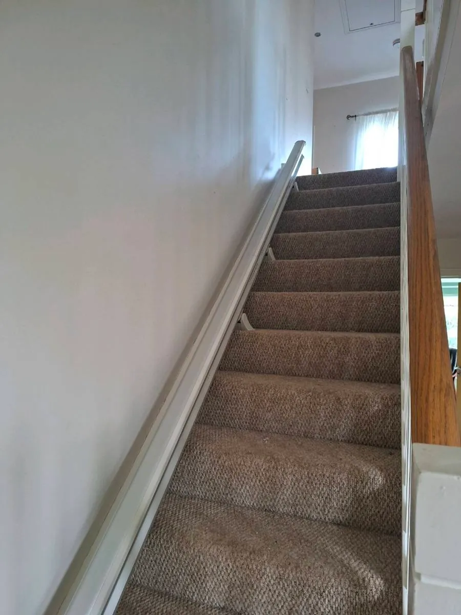 Chair lift for stairs - Image 4