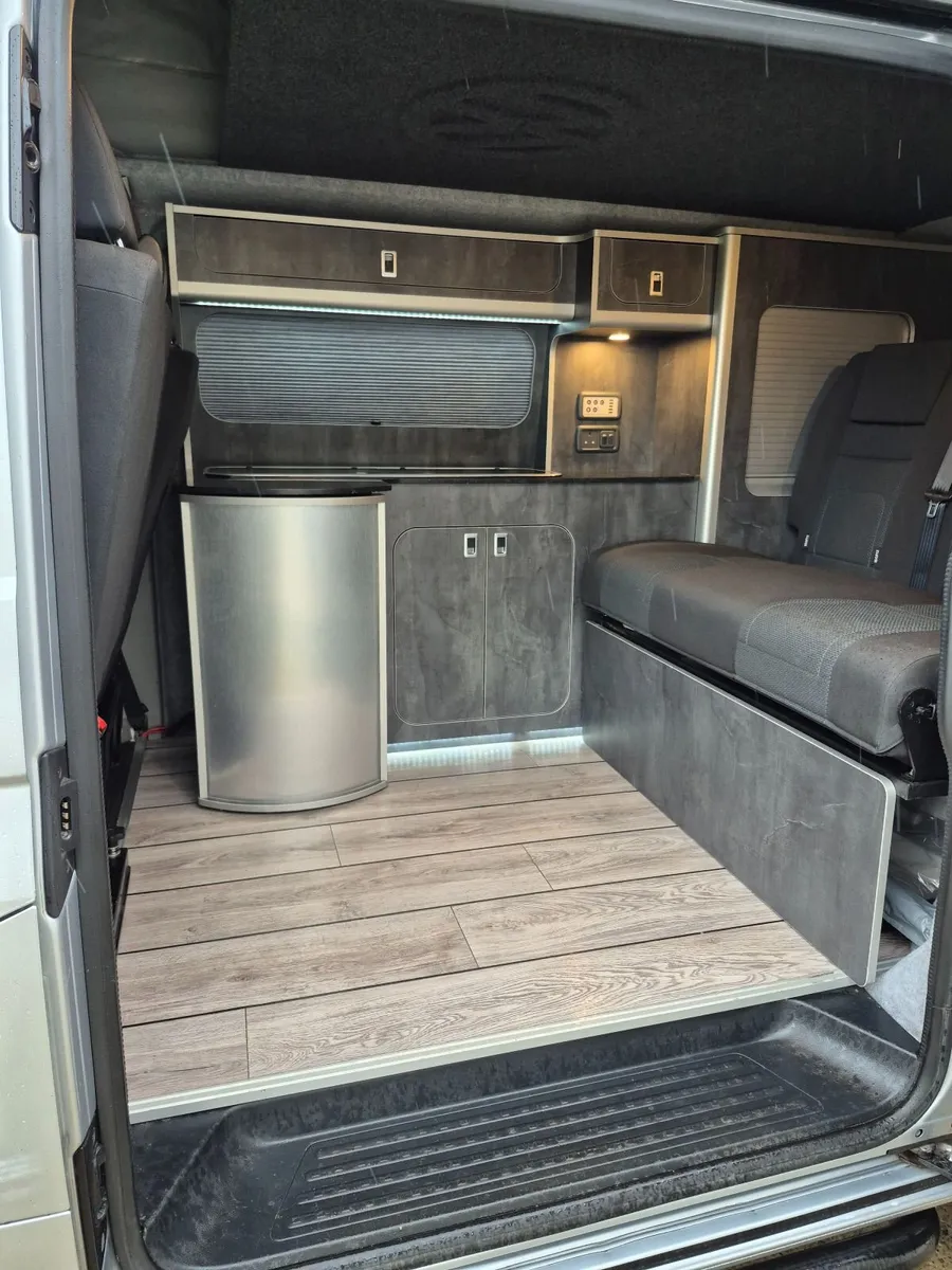 Volkswagen transporter camper - Image 4