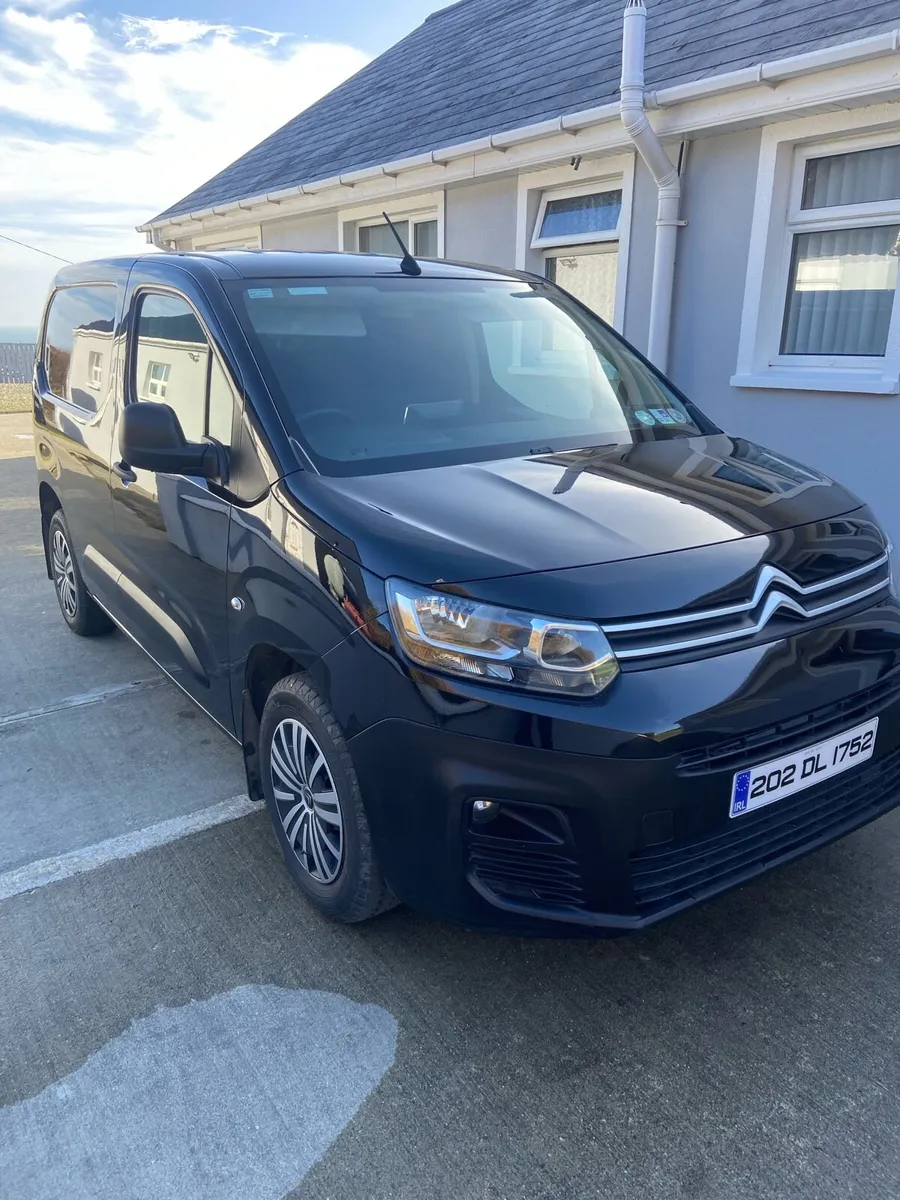2020 Citroen Berlingo van cat s - Image 1