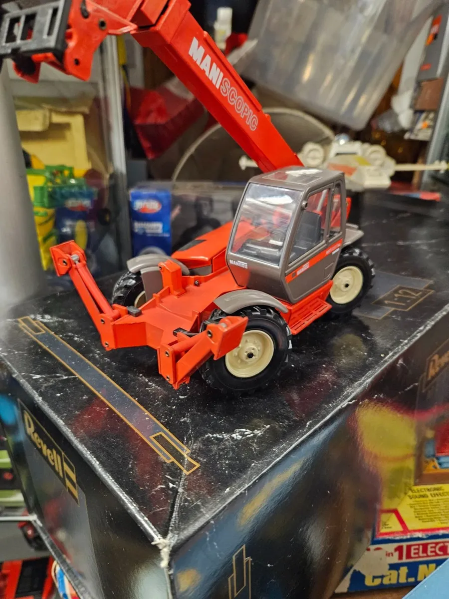 Corgi Joal Manitu Telescopic Loader 1.25 - Image 4