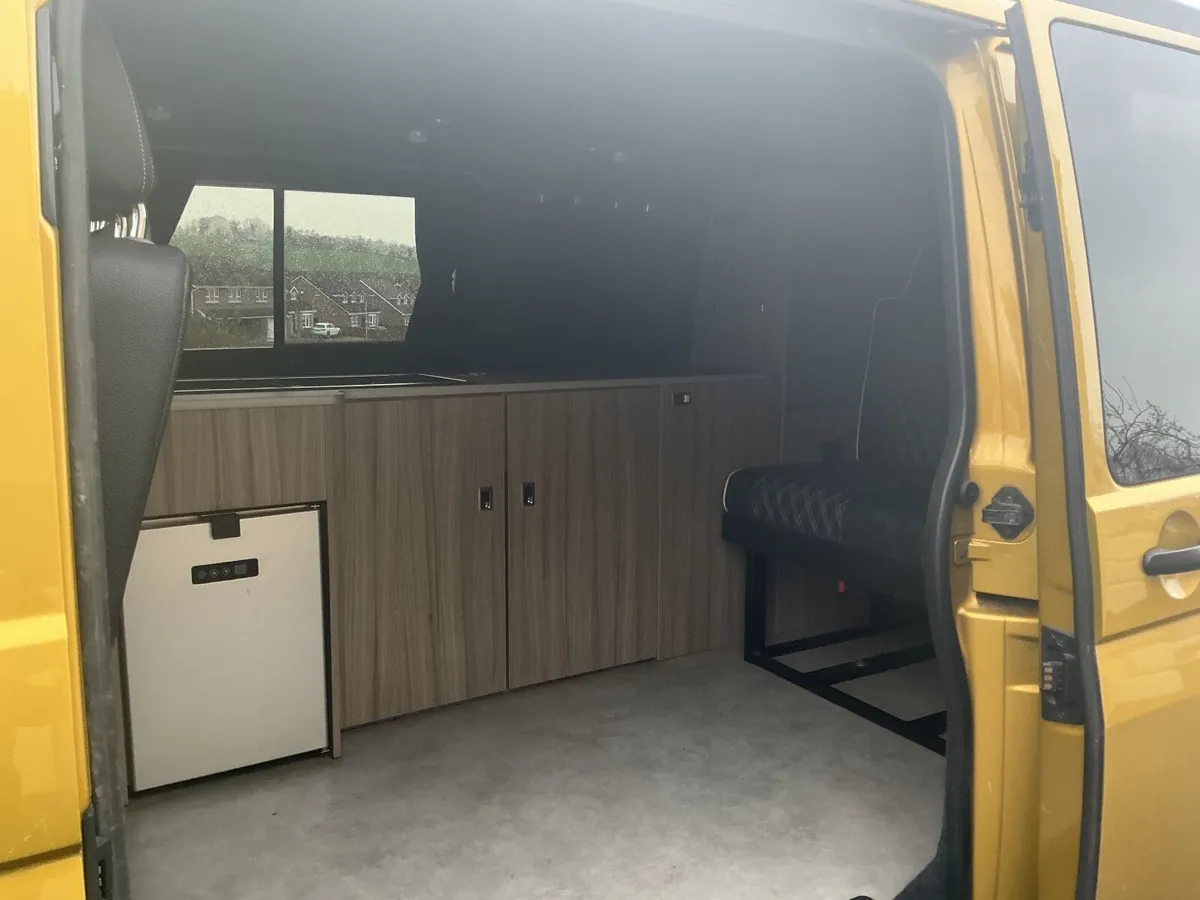 Volkswagen transporter camper - Image 2