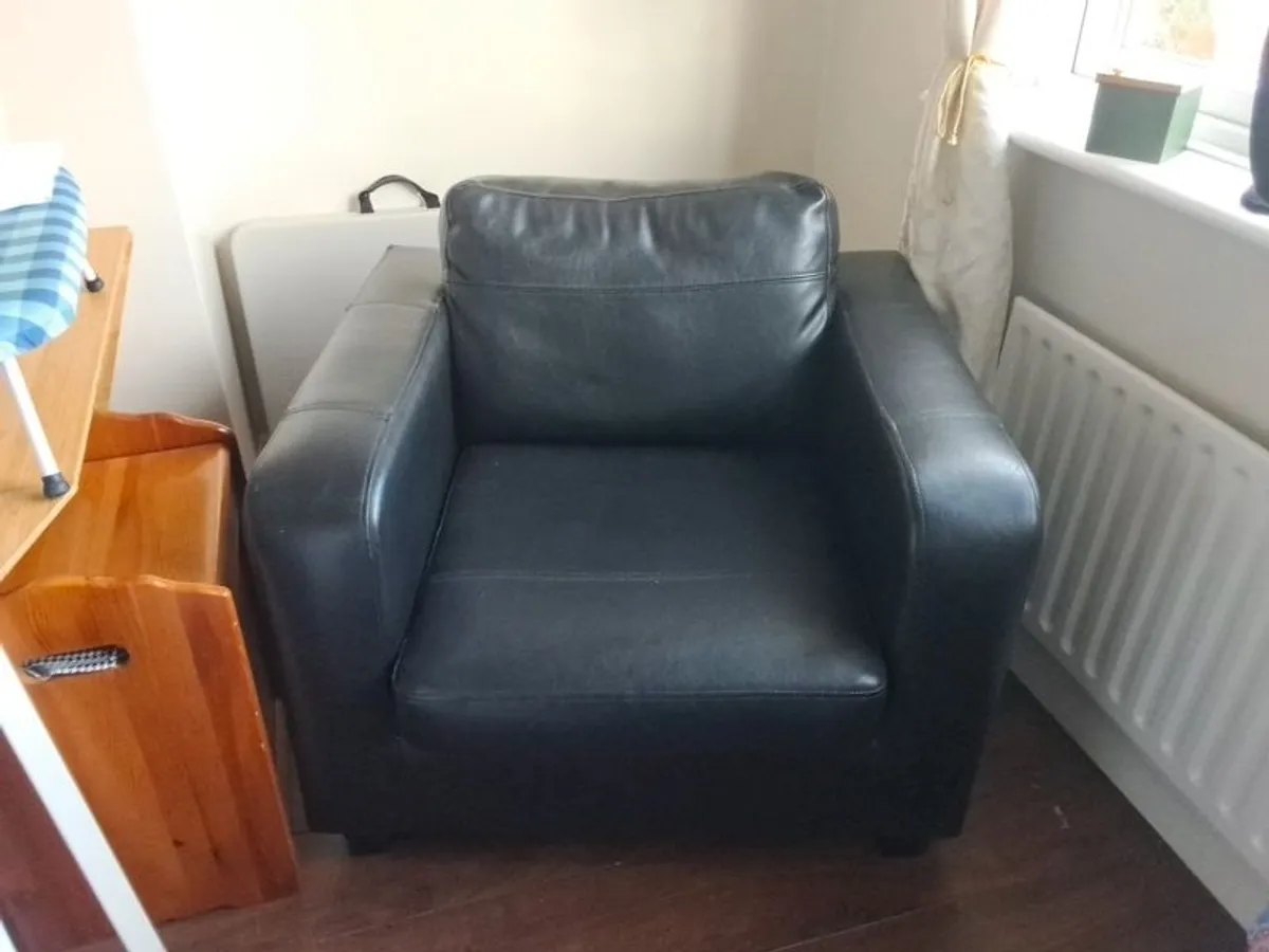 sofa - Image 1