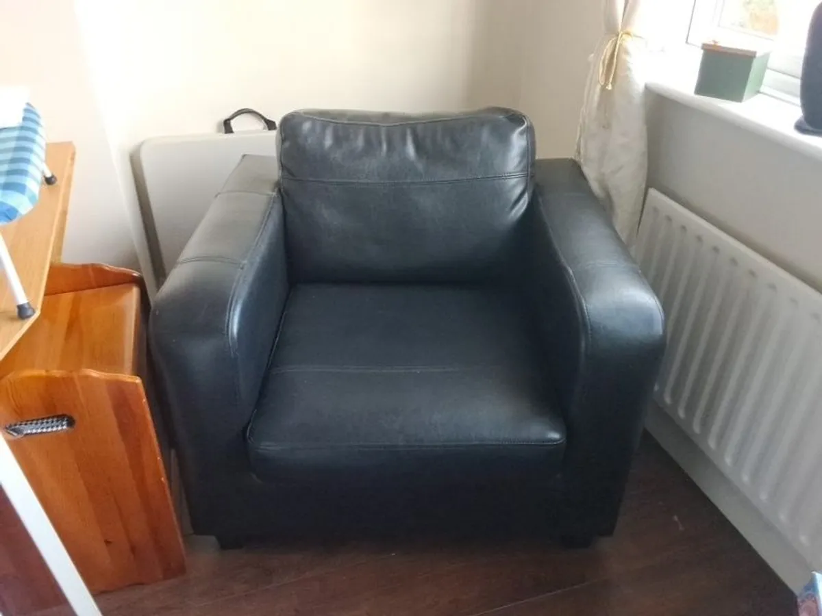 sofa - Image 2