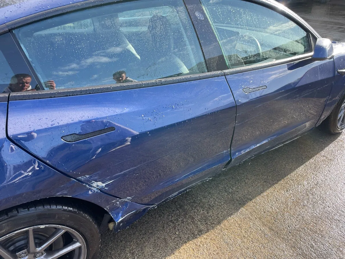 Tesla model 3 AWD - Image 4