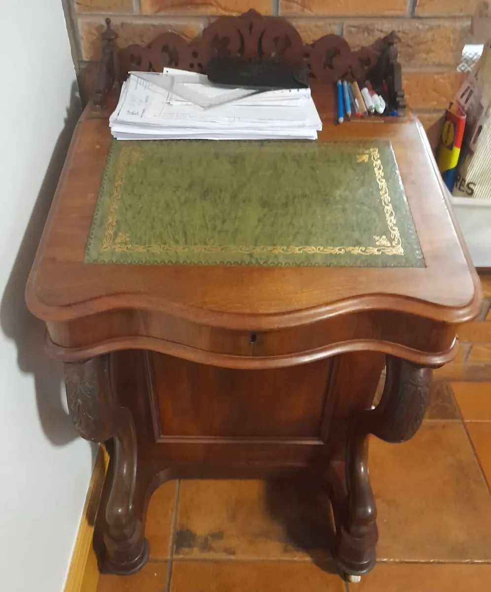 Writing desk - Image 1