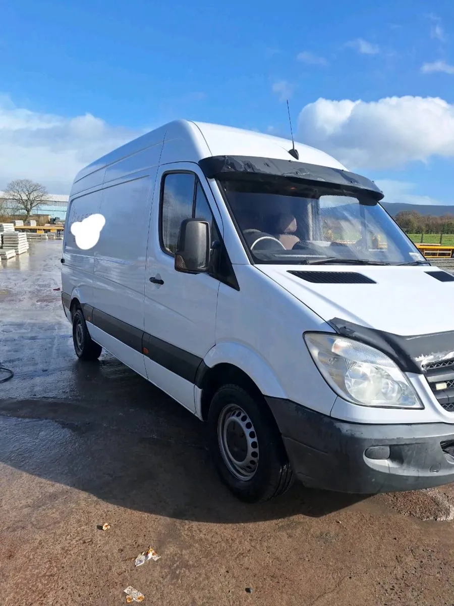 Mercedes Sprinter - Image 2