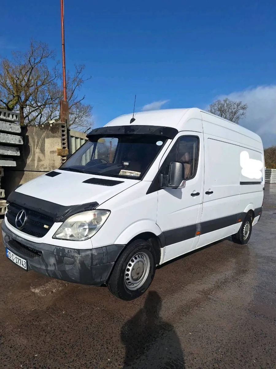 Mercedes Sprinter - Image 1