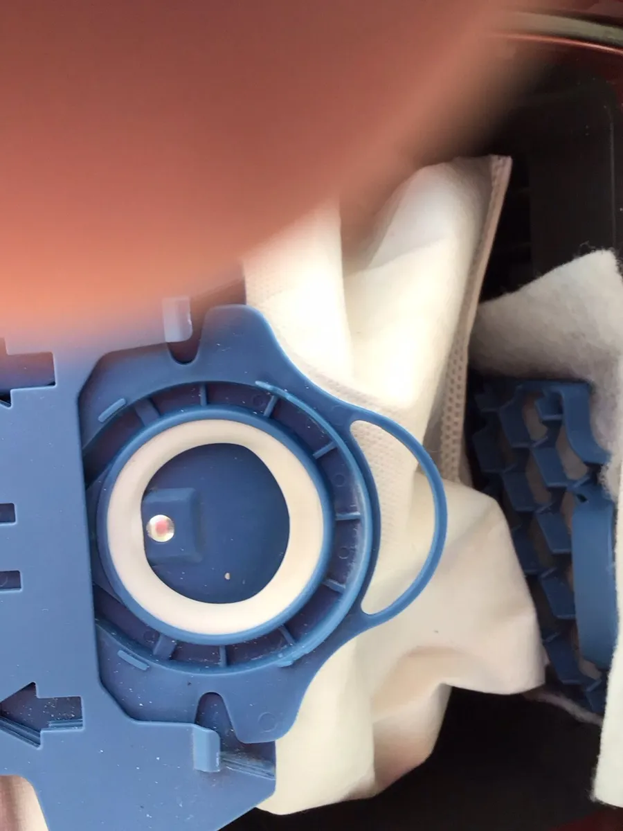 Miele vacuum cleaner Complete C3 - Image 4