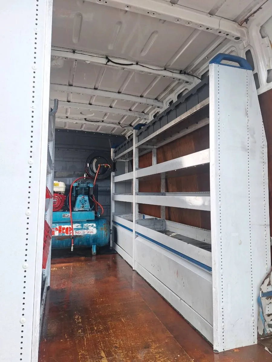 Mercedes Sprinter - Image 4