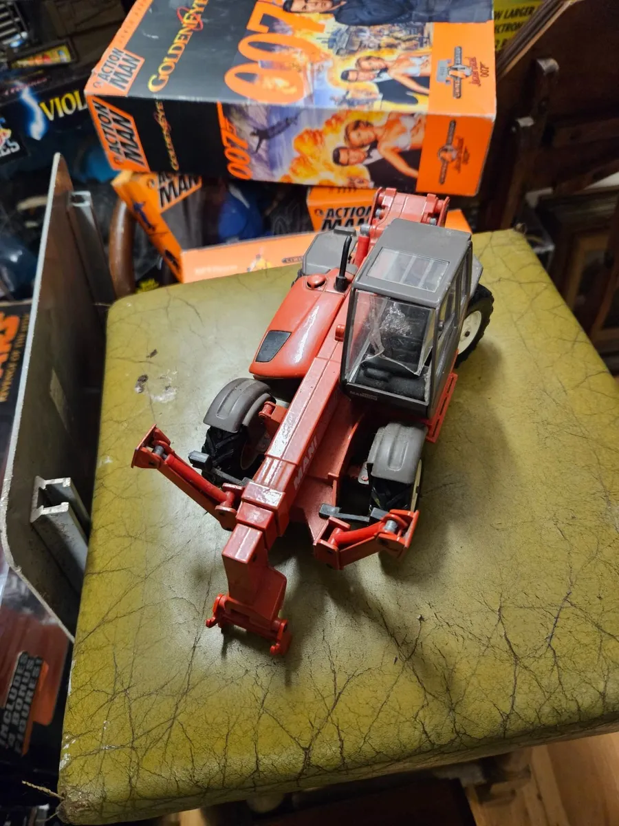 Corgi Joal Manitu Telescopic Loader 1.25 - Image 2